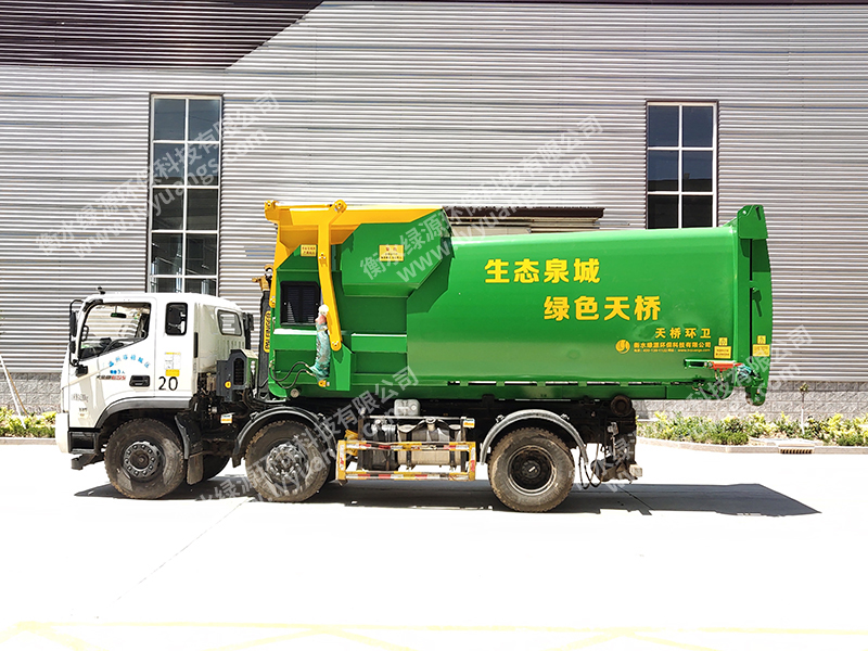 烟台垃圾压缩设备安装现场